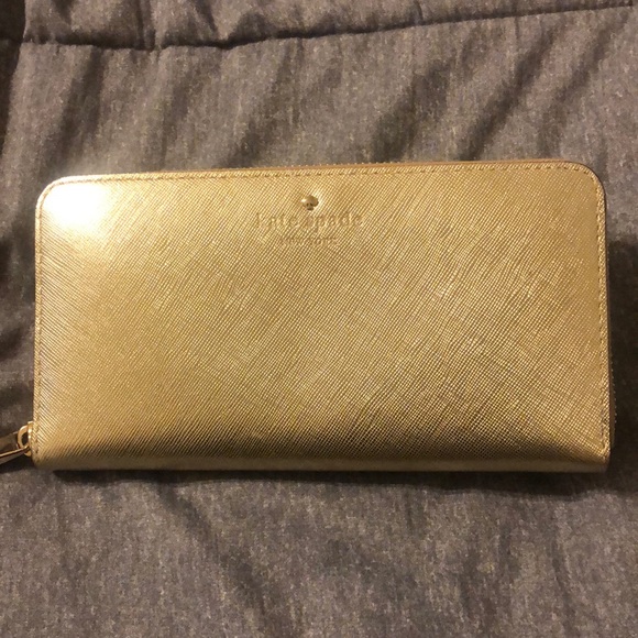 kate spade Handbags - Kate Spade Wallet